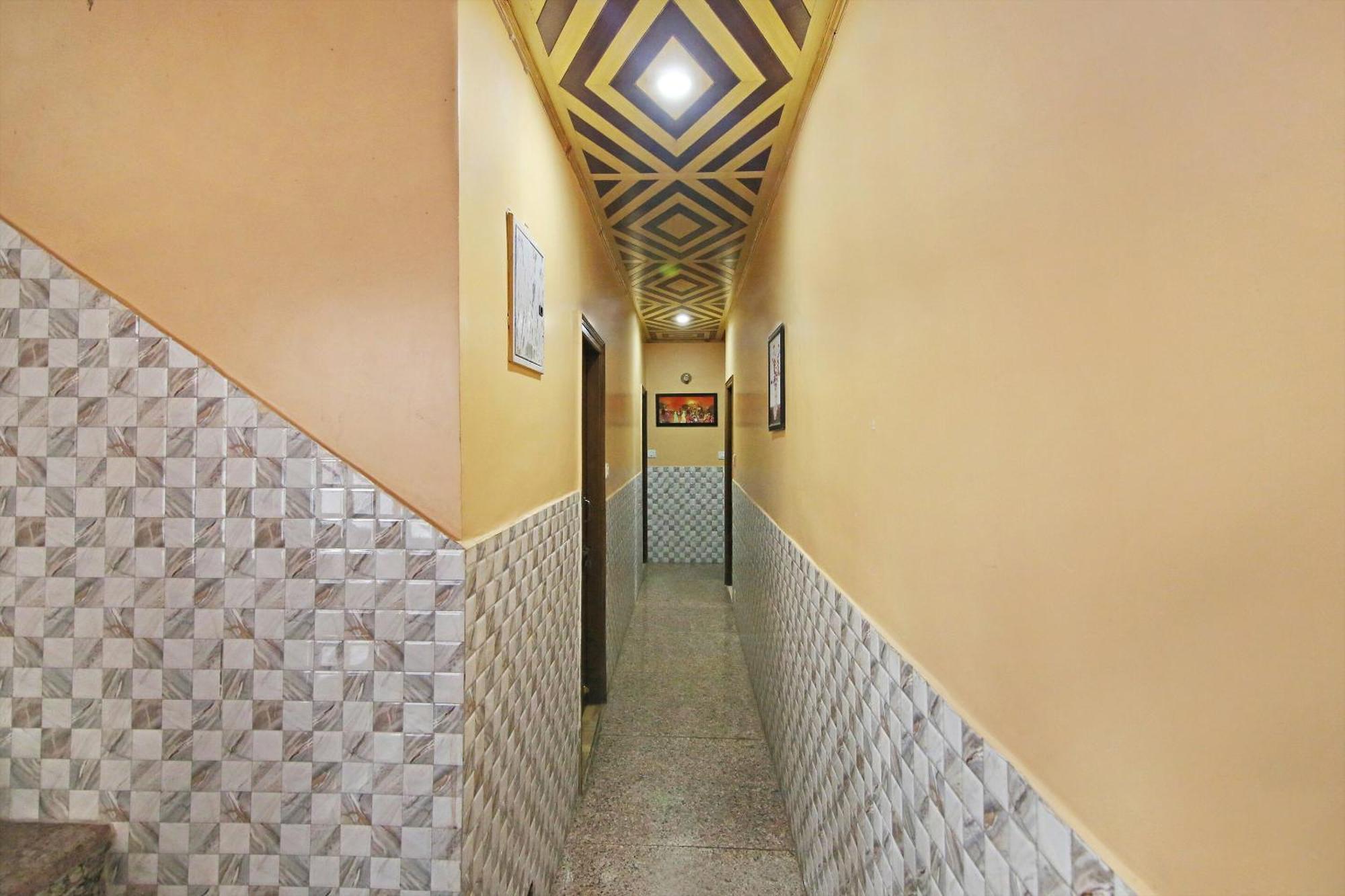 Hotel O Royal Inn Шимла Екстериор снимка